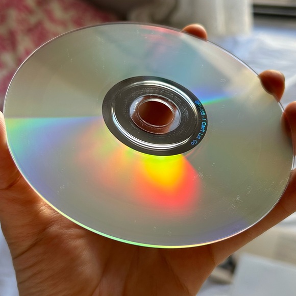 SIGNED Suki Waterhouse I Can’t Let Go CD - Picture 10 of 12